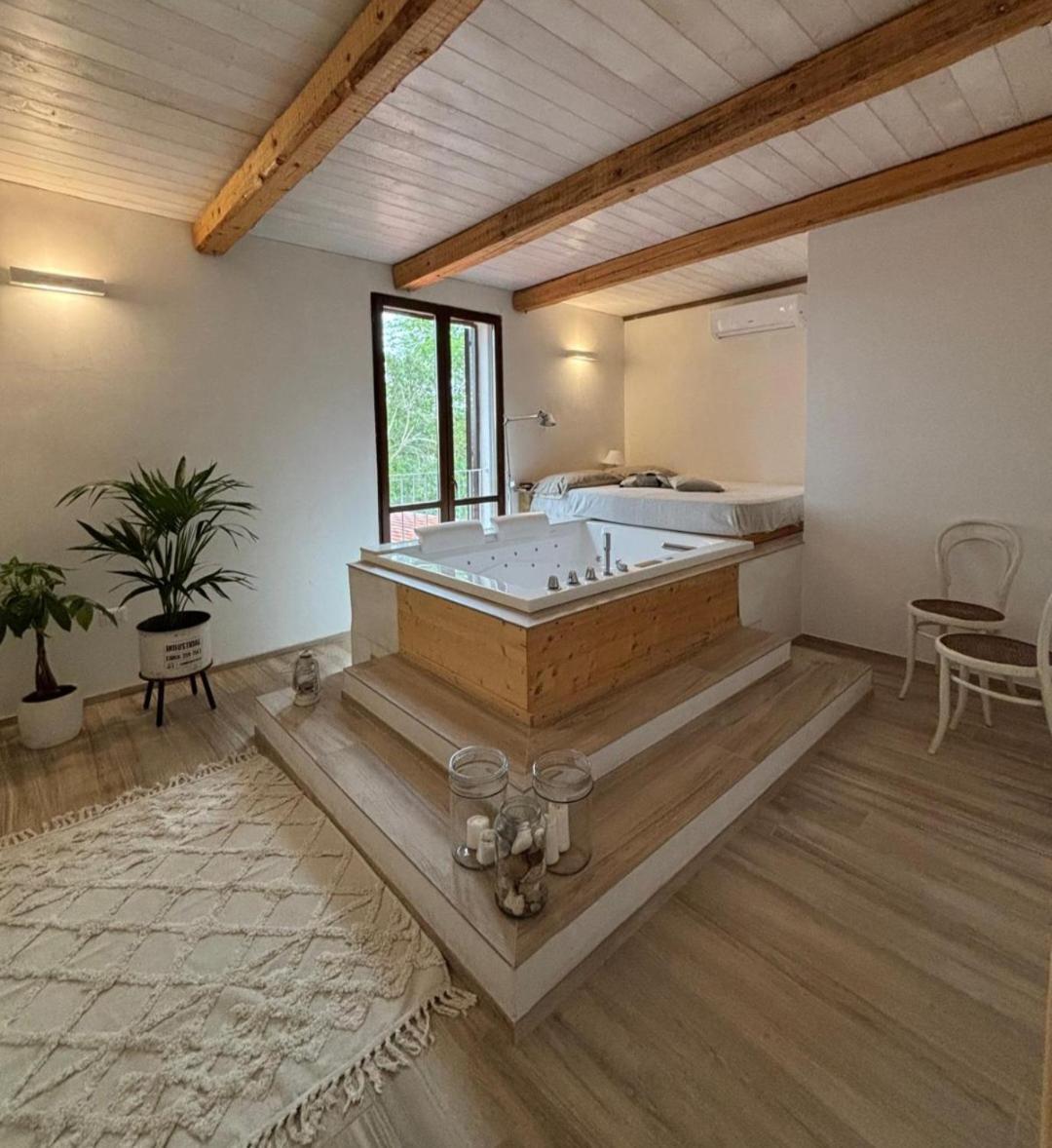 Masseria Incantamento Suite Bouganville Latiano Εξωτερικό φωτογραφία